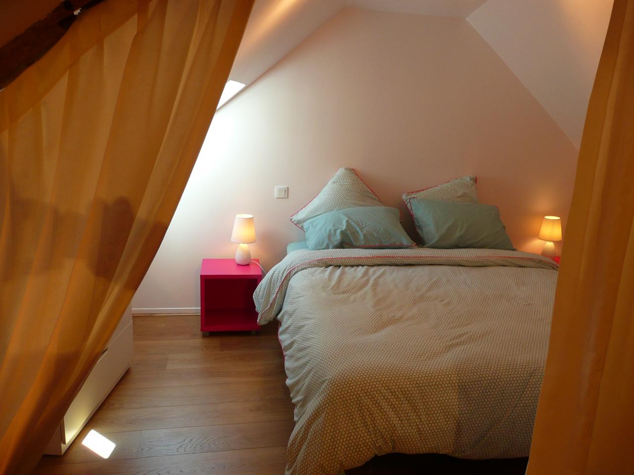 Alcove bedroom